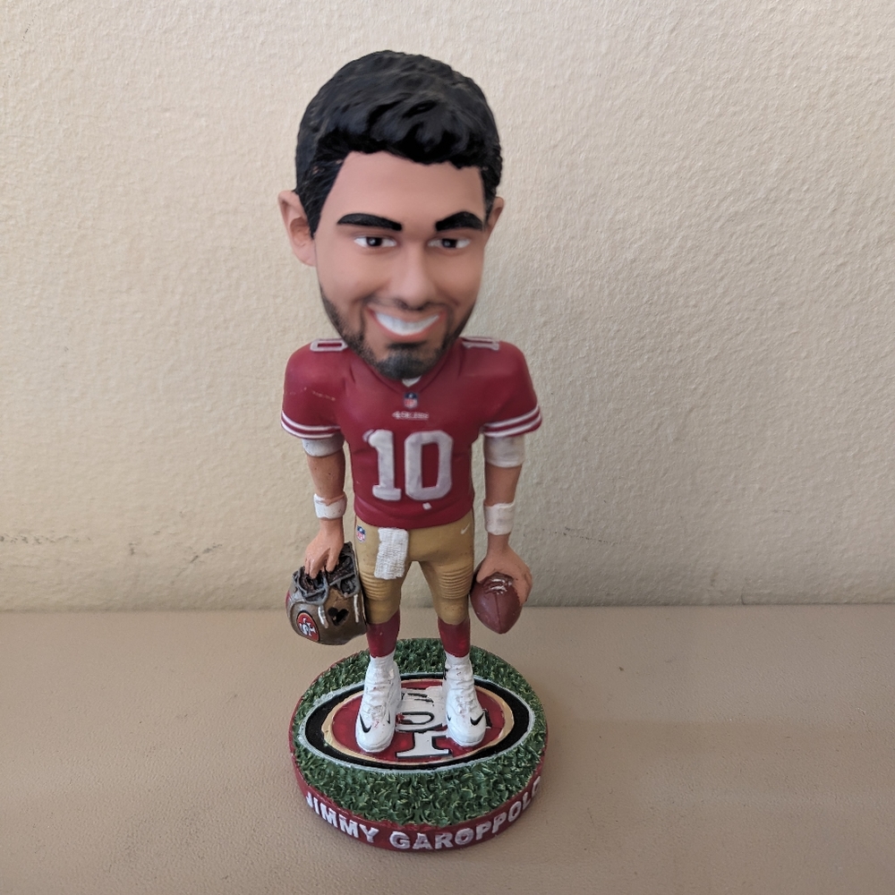 San Francisco NFL 2018 jimmy garoppolo bobble head. Limited edition